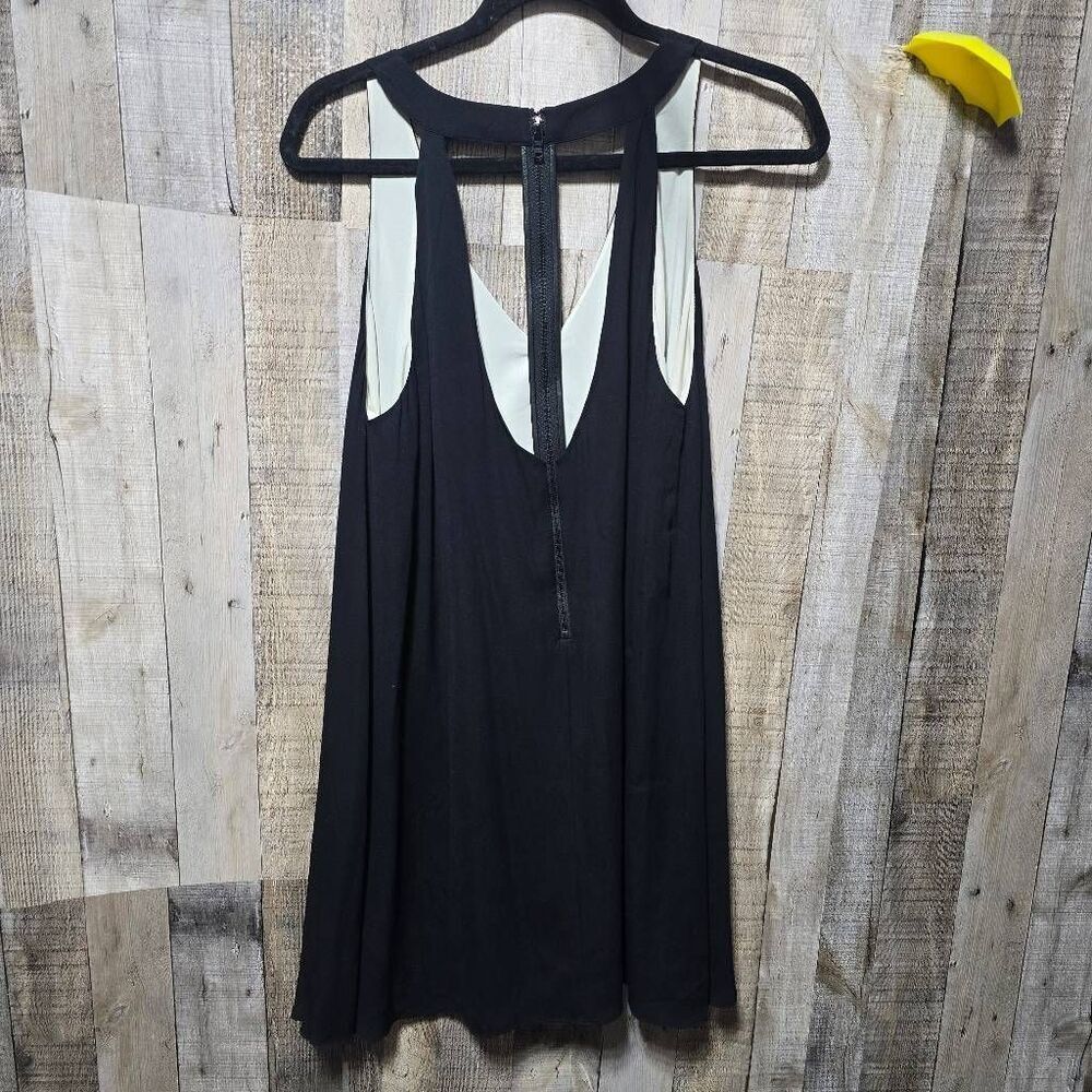 Alice + Olivia Black Rola Godet Silk Lambs Leather Mini Shift Cutout Dress Mediu - Picture 3 of 5